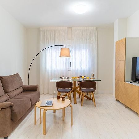 Trendyhomes City Center Almería Exteriör bild