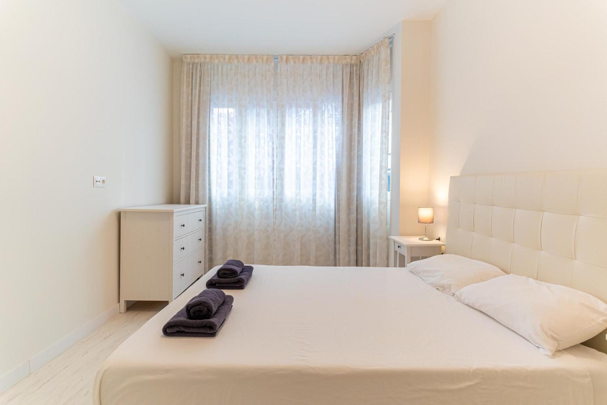 Trendyhomes City Center Almería Exteriör bild