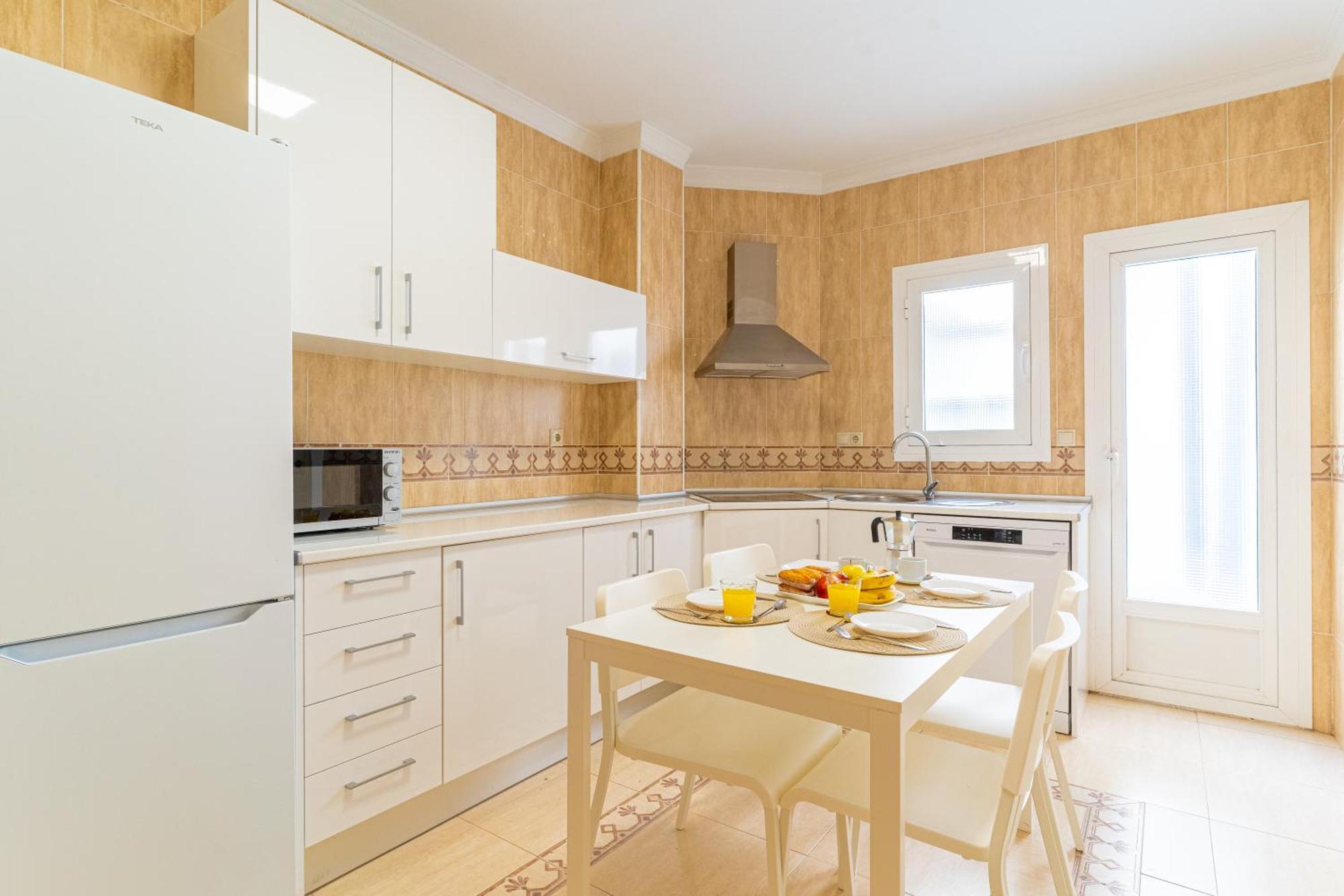Trendyhomes City Center Almería Exteriör bild