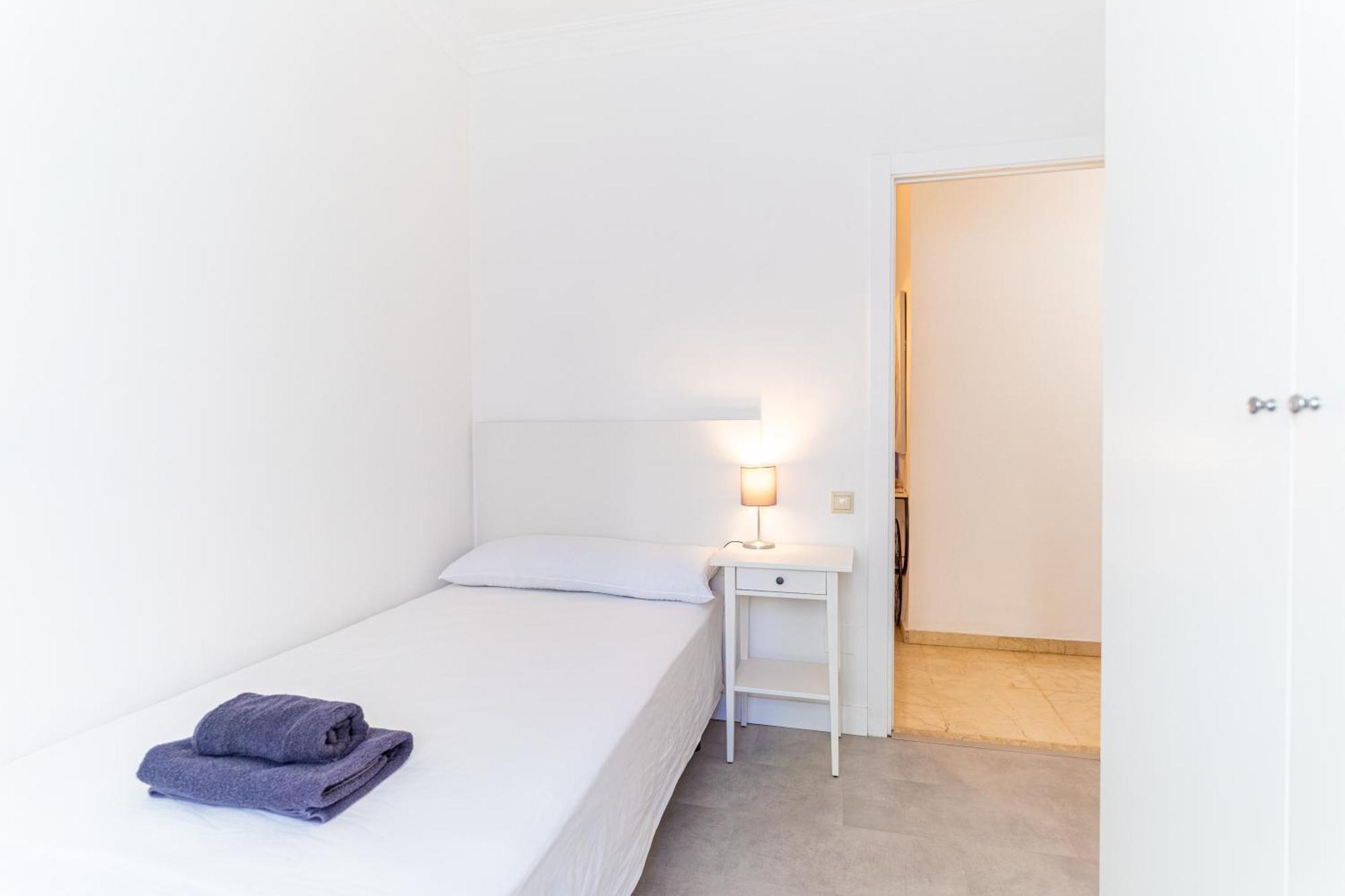 Trendyhomes City Center Almería Exteriör bild