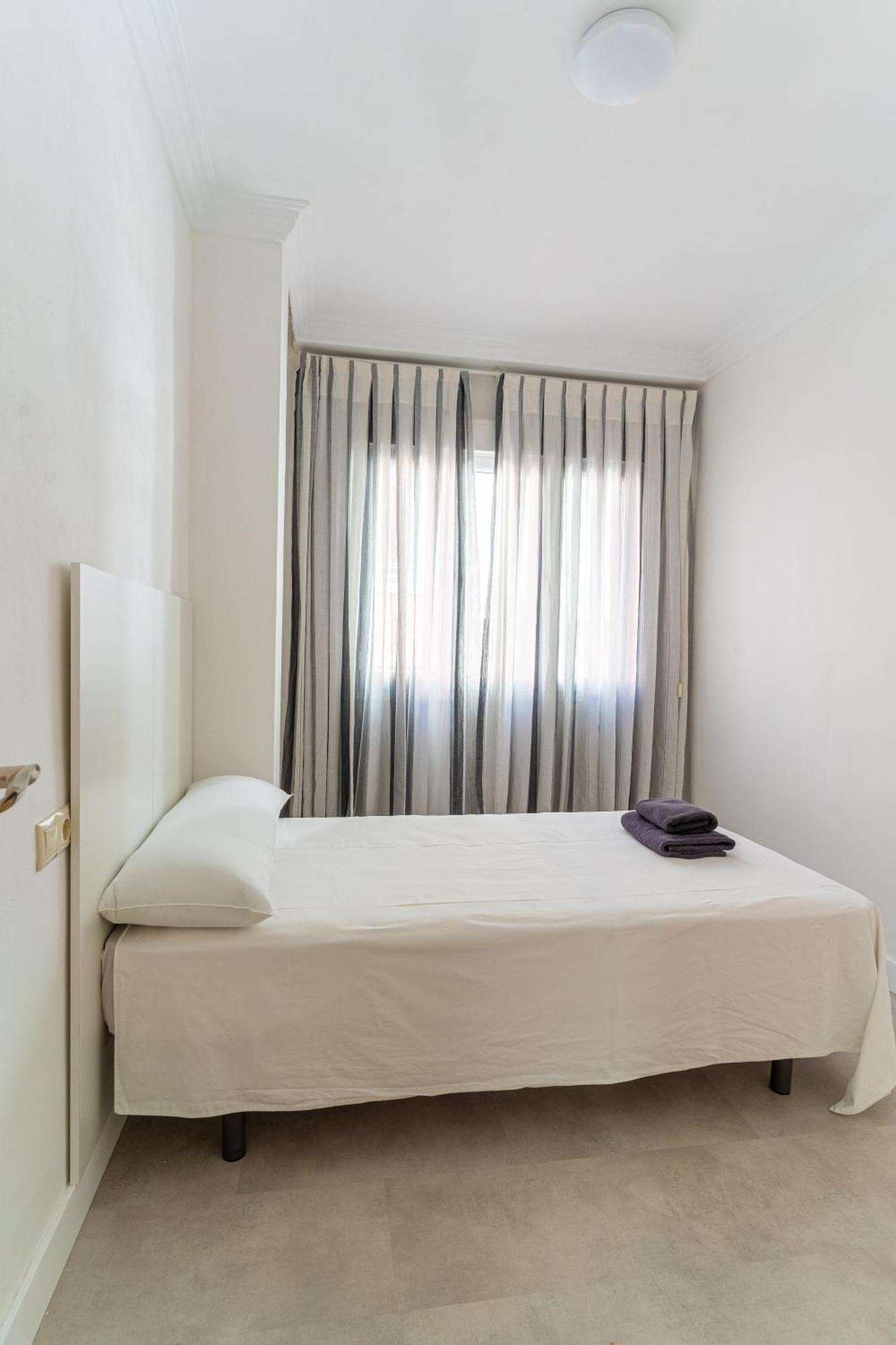 Trendyhomes City Center Almería Exteriör bild